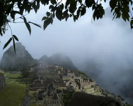 Debris placed on Railway Lines Strand Hundreds of Travelers en route to the Inca Citadel